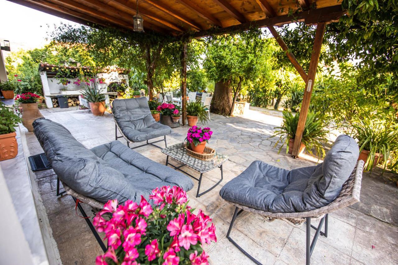 The Village House Volos Exterior photo
